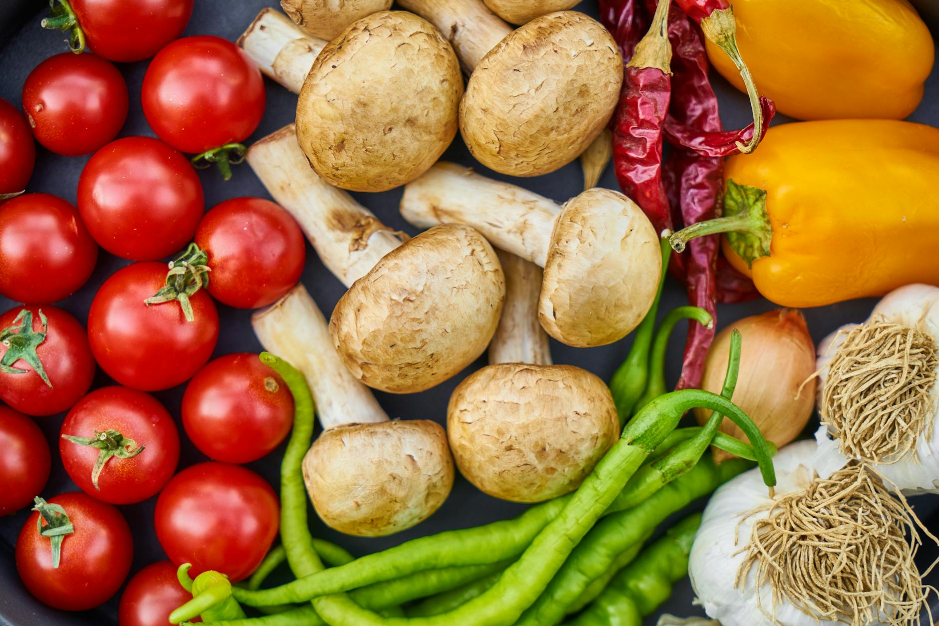 flat lay photography of variety of vegetables